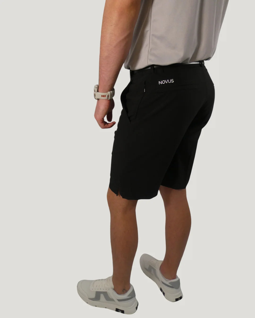 NOVUS GOLF Stretch Tech Shorts - Black